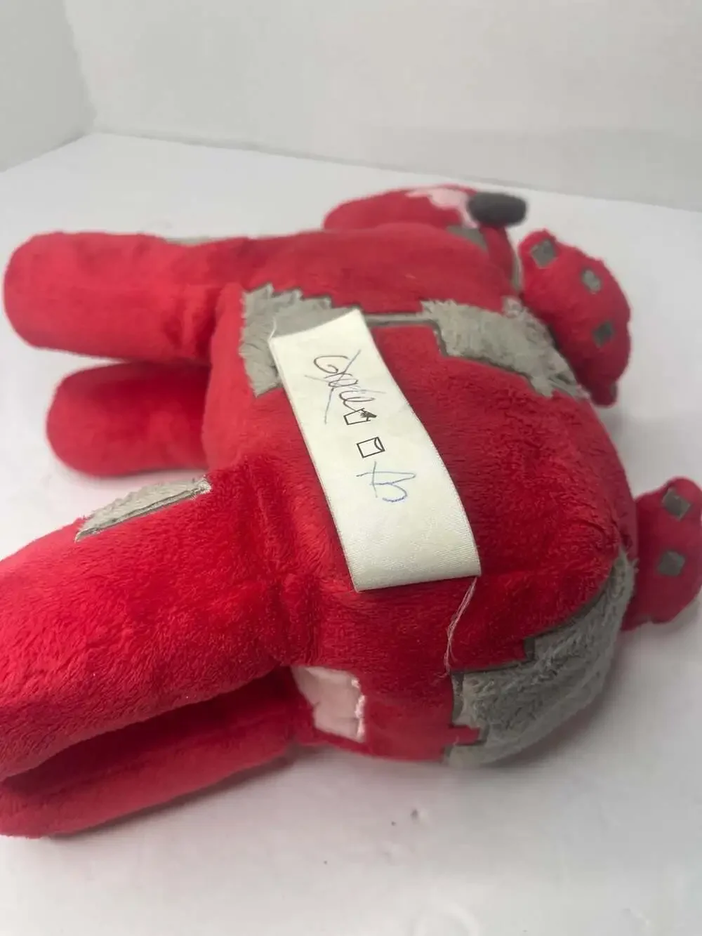 Jinx gently used